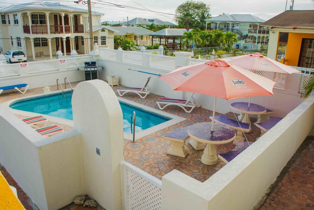 Riana Barbados